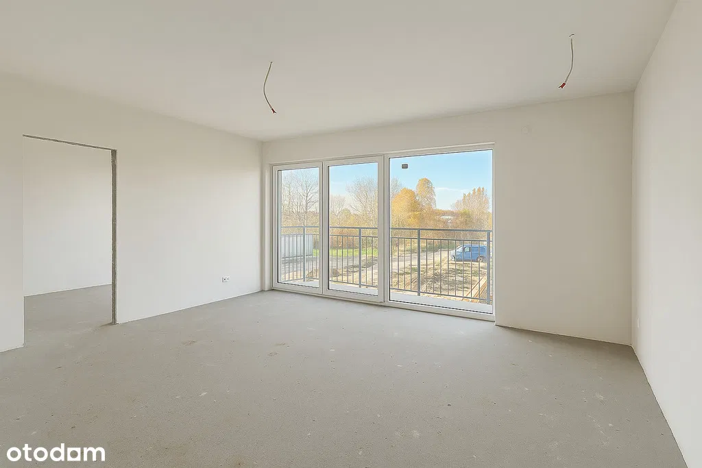 Новая 3-комнатная квартира 38 м² с просторным балконом!