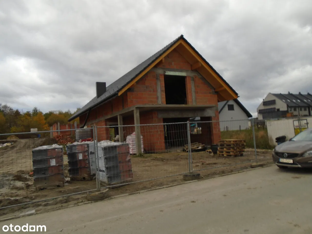 Отдельный жилой дом на новой привлекательной усадьбе на улице Дабровска, 0% комиссии